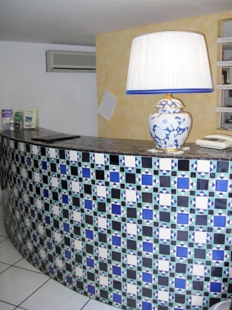 Hotel Caporal 1