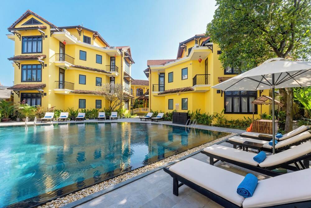 Lantern Boutique Hoi An 1