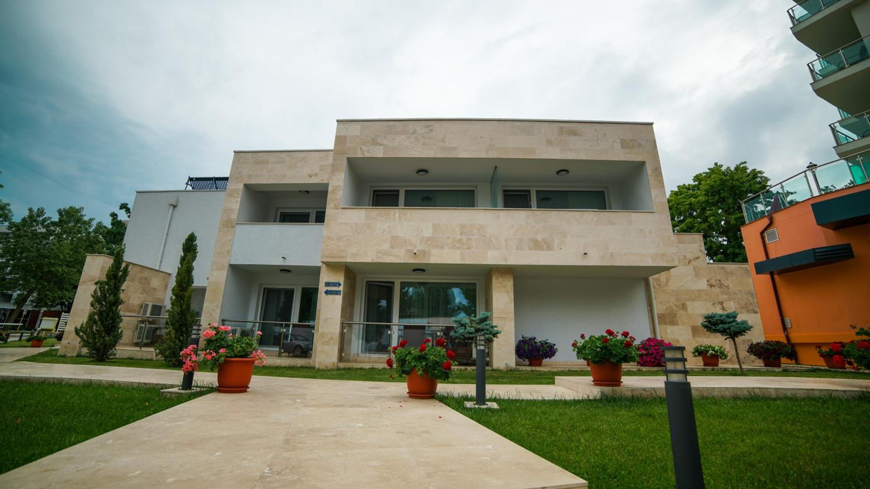 Hotel Saturn 2
