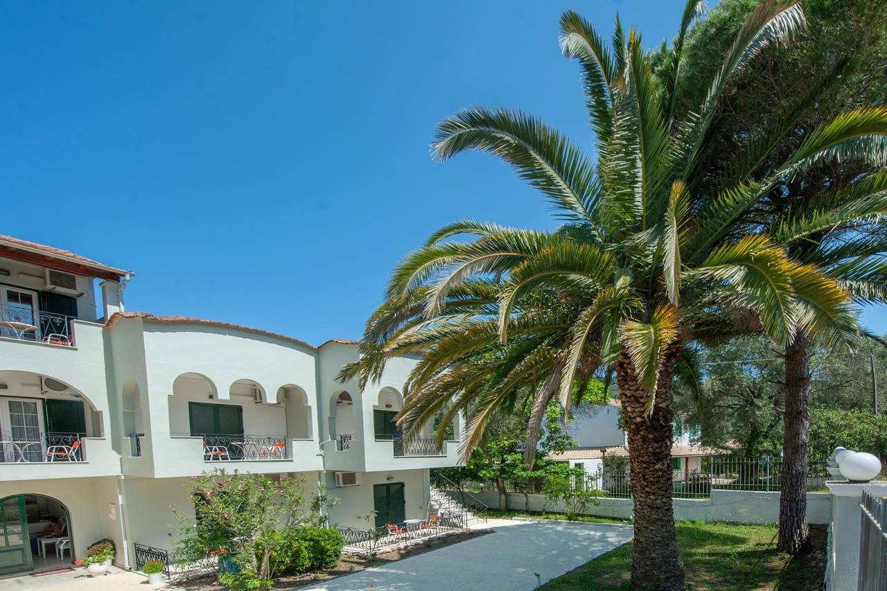 Vassilis Paradise Garden Aparthotel 2