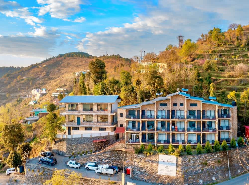 Himalayas Resort by The Lake Hill 1