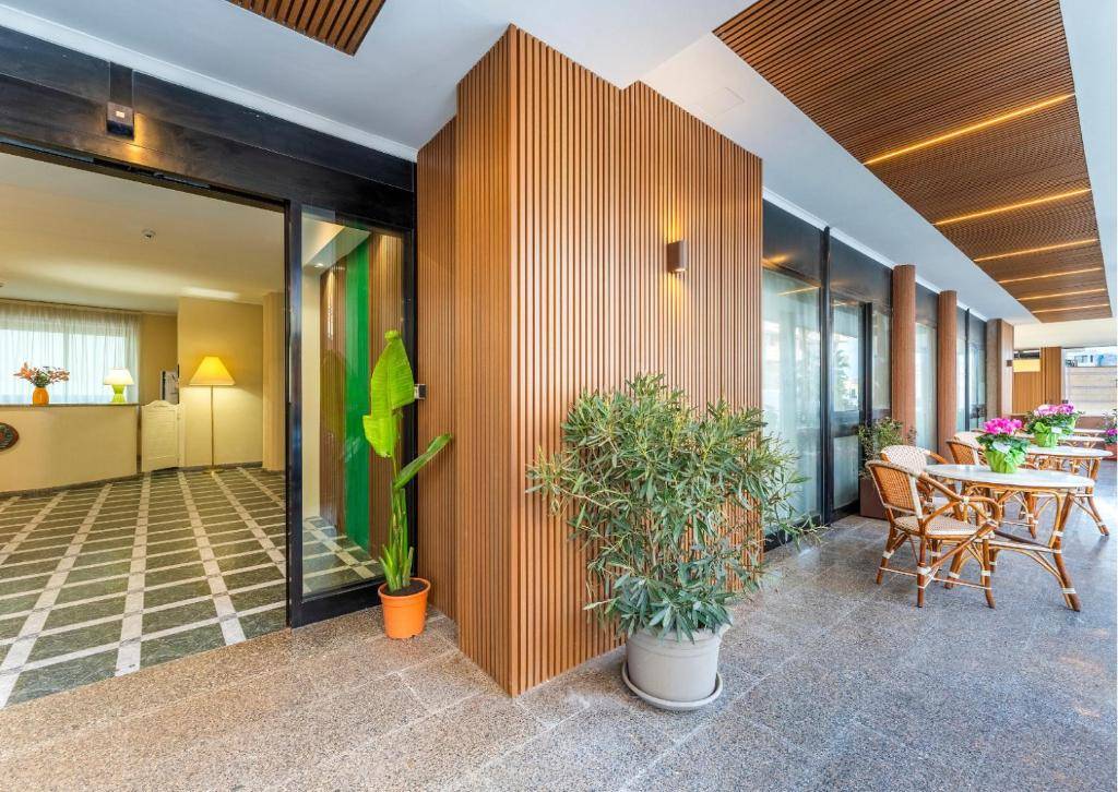 Rina Sea Apartments 2