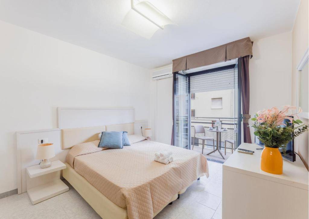 Rina Sea Apartments 1