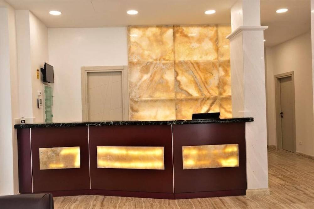 Boutique Hotel Enia 2