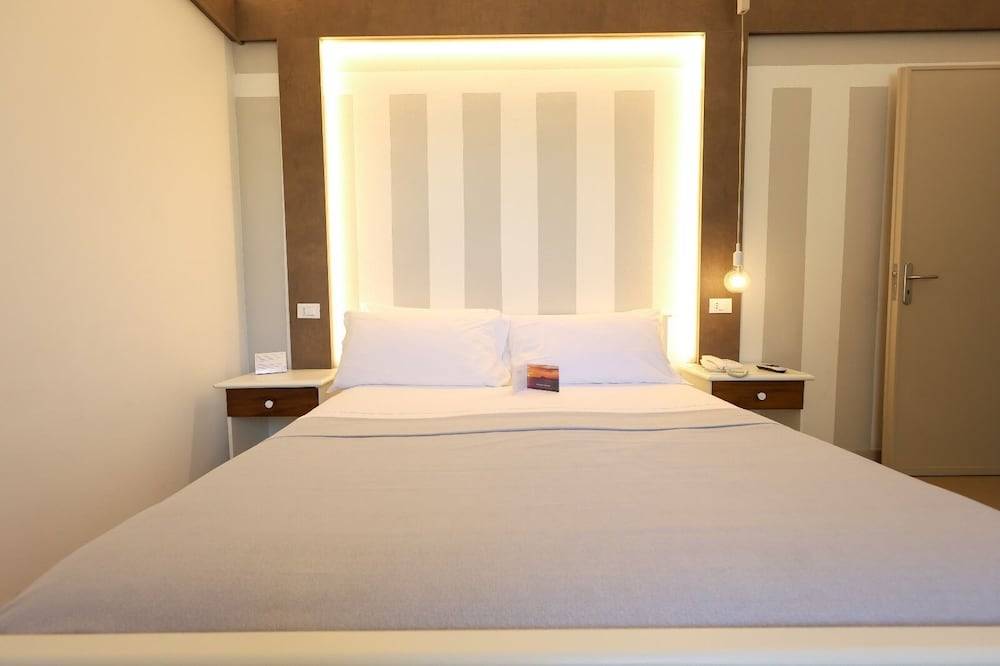 Capo Vaticano Suites 2