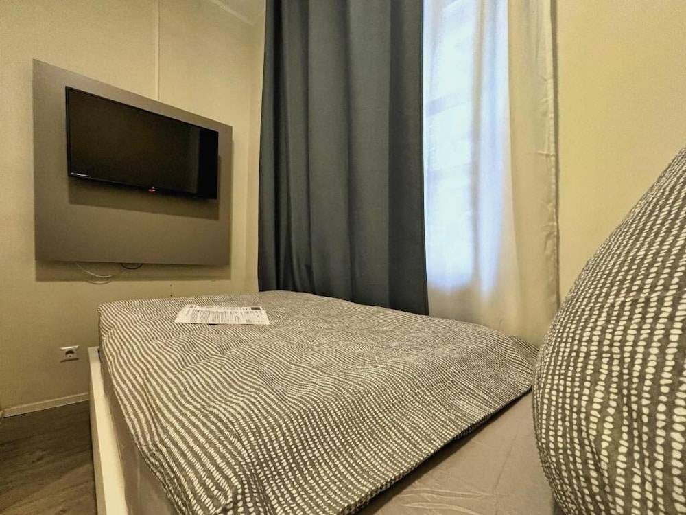 HAVENU Hotel Quartier 8 1
