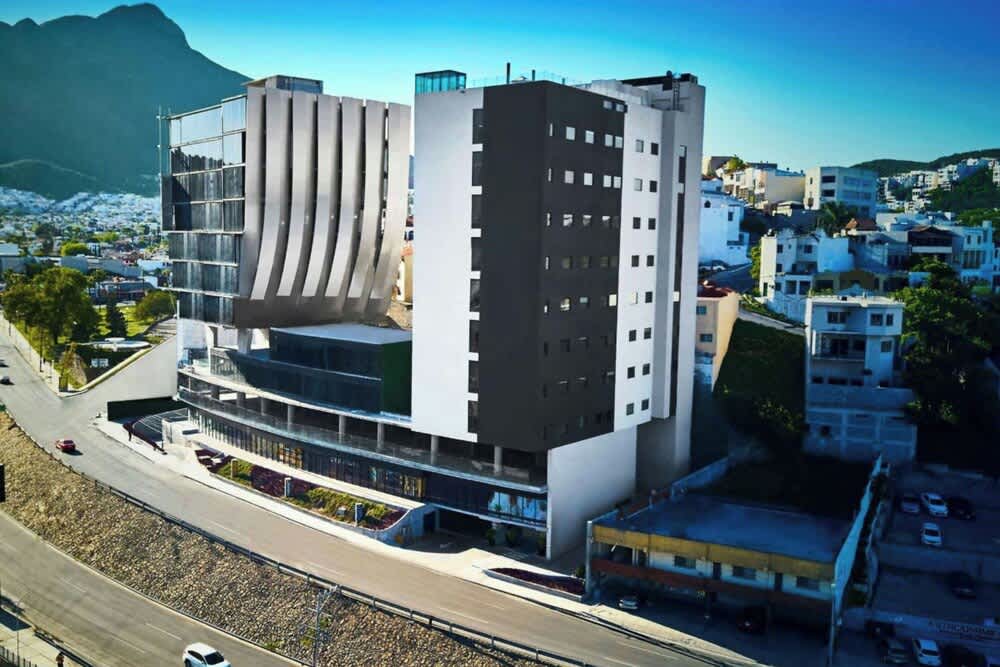 SJ Grand Hotel Monterrey 1