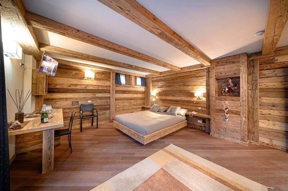 Hotel Ambrosini 1