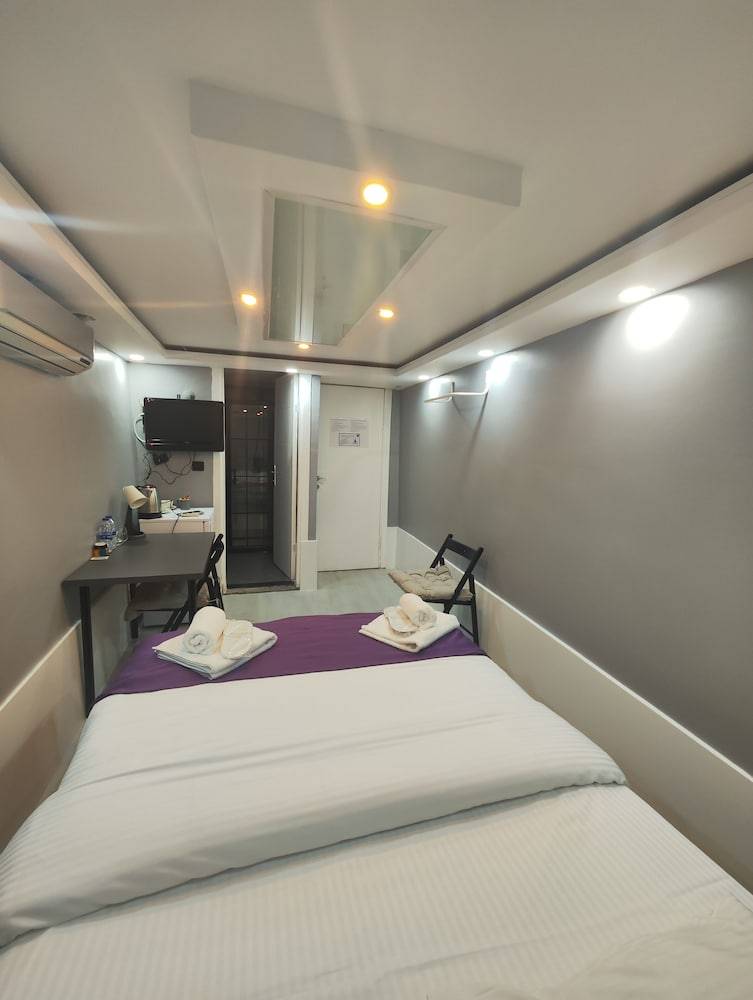 Frame Luxury Apartments 2