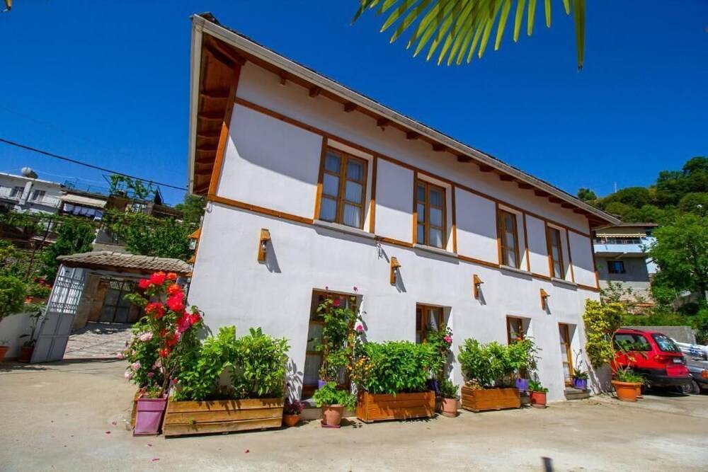 Hotel Bebej Tradicional 1