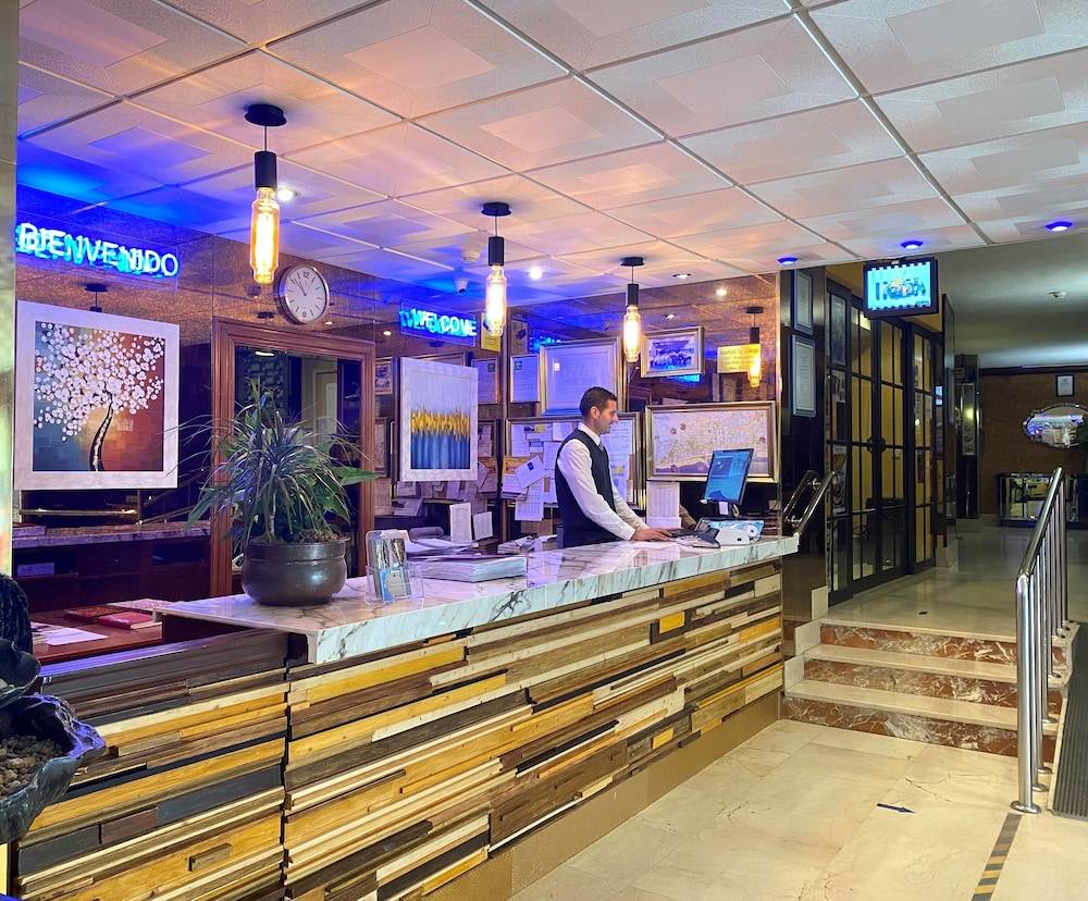 Apartamentos La Jabega 2
