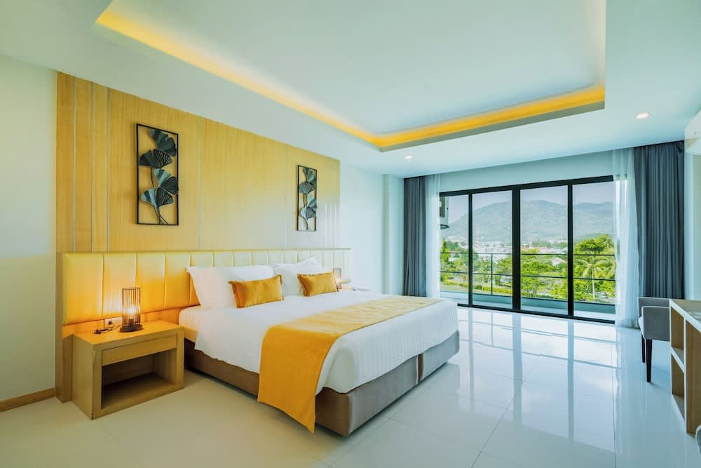 The Par Phuket Hotel 1