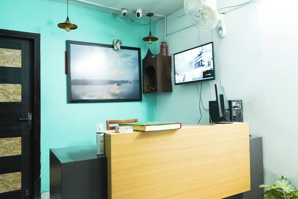 Roomshala Hotel KD Plazav 1