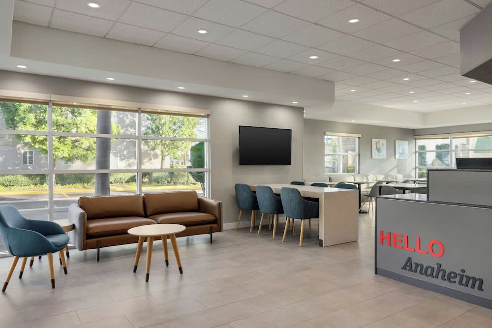 TownePlace Suites by Marriott Anaheim Maingate Near Angel Stadium 2
