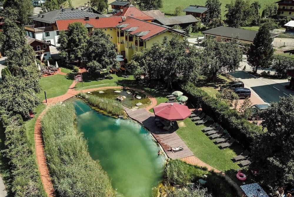 Lerchs Landhotel 1