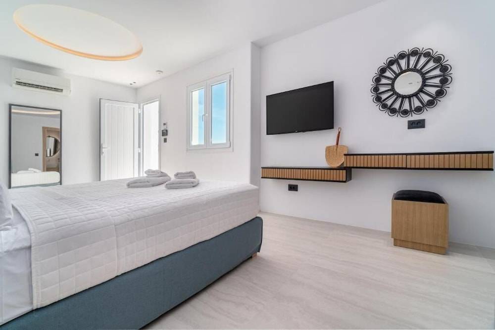 Le Ciel Suites & Villas 1