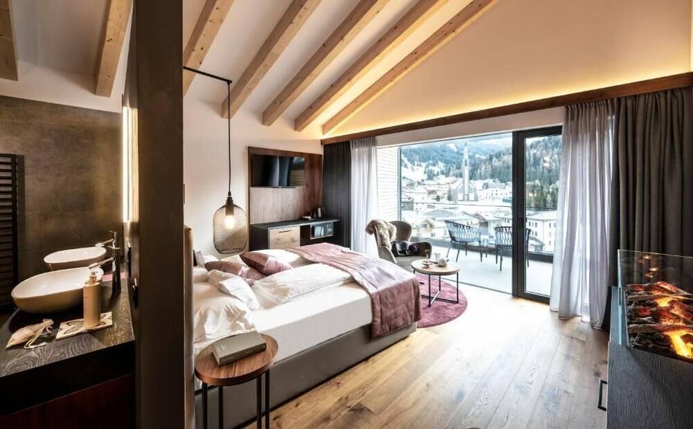 Ladinia Dolomites View - Adults Only 2