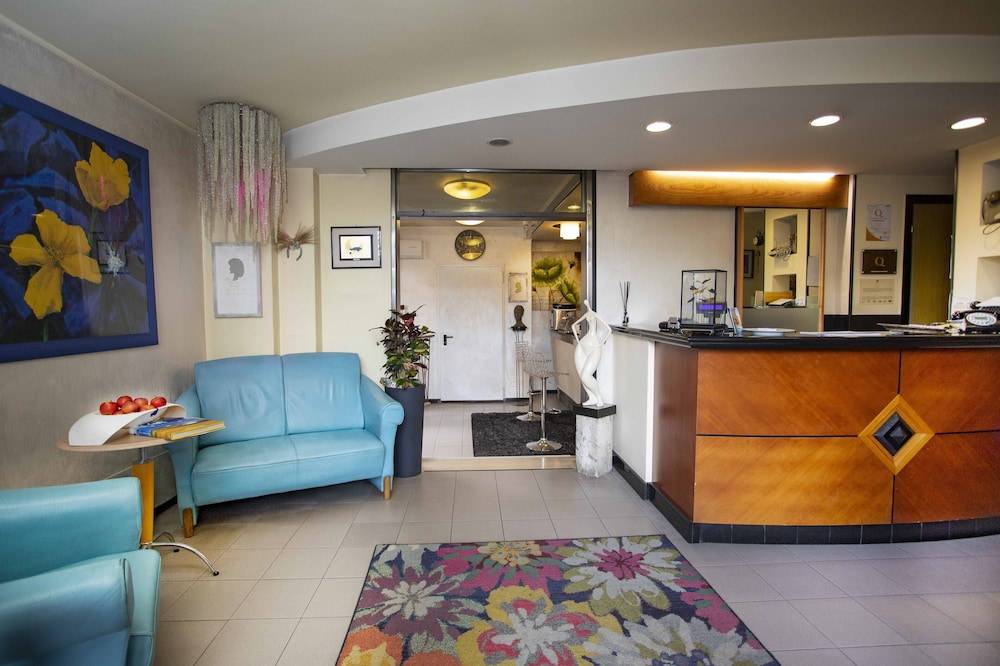 Hotel Solarium 2