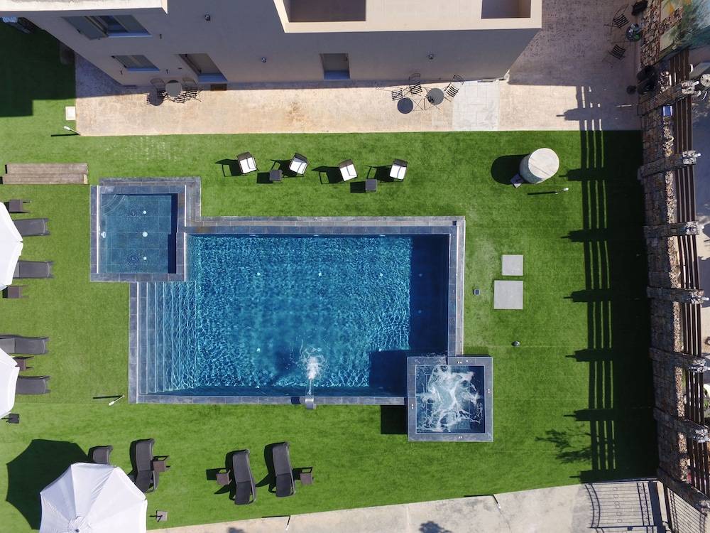 Orion Eco Suites 1
