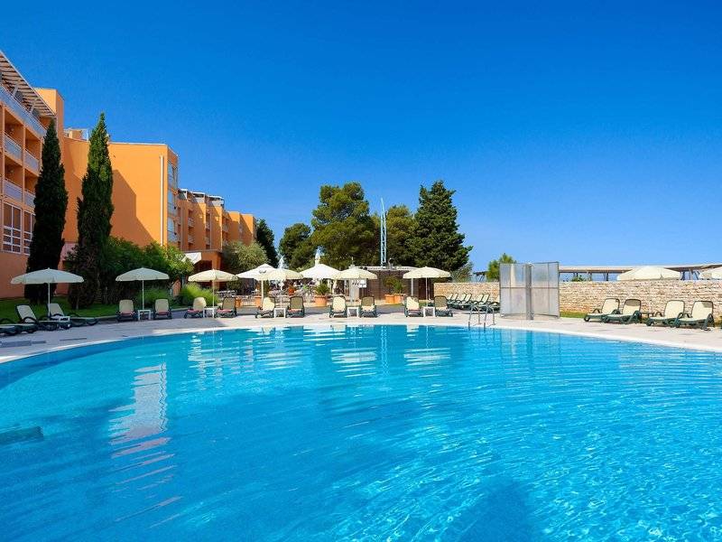 Hotel & Residence & Garden Suites Umag Plava Laguna 1