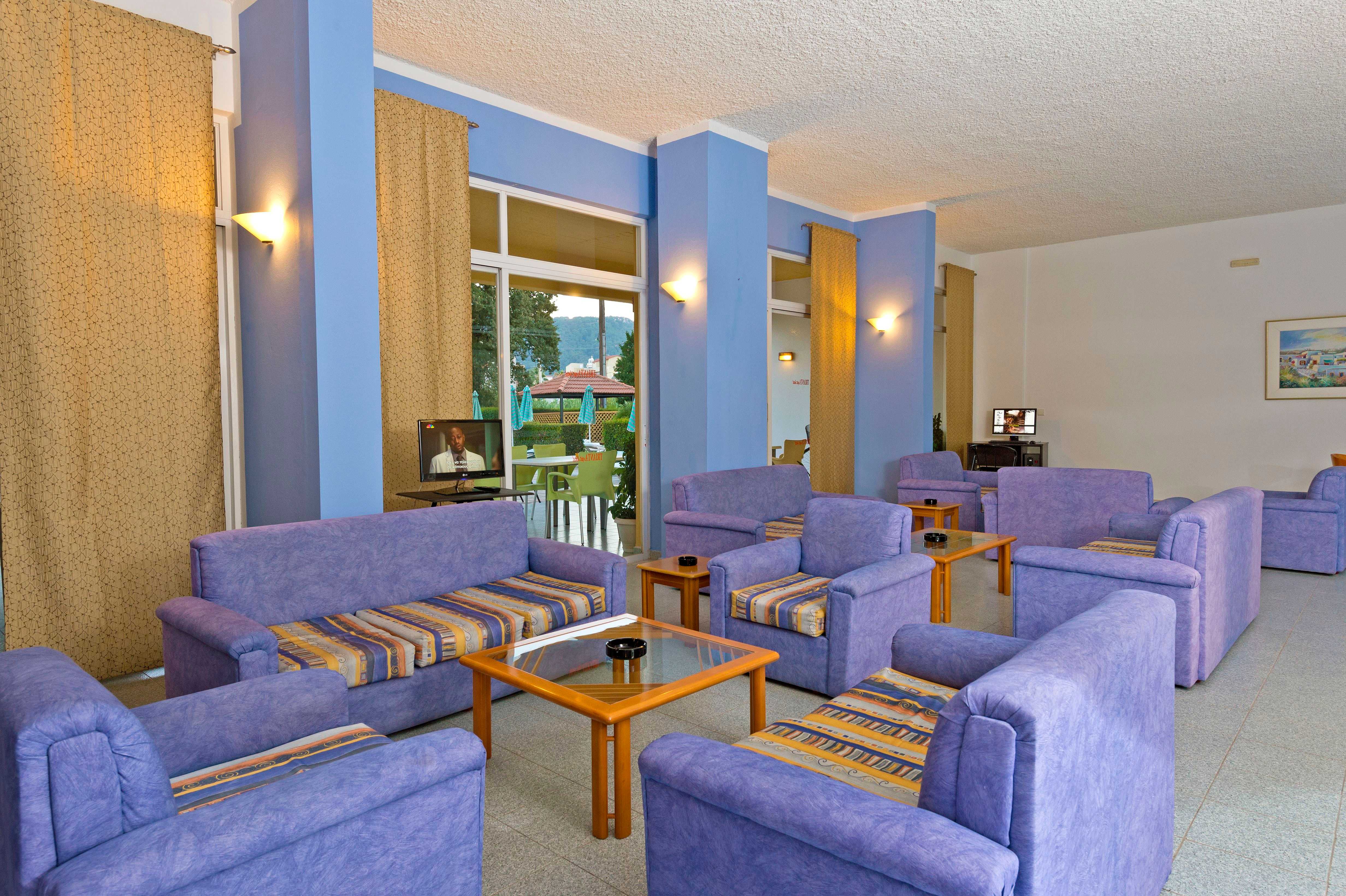 Trianta Hotel Apartments 1