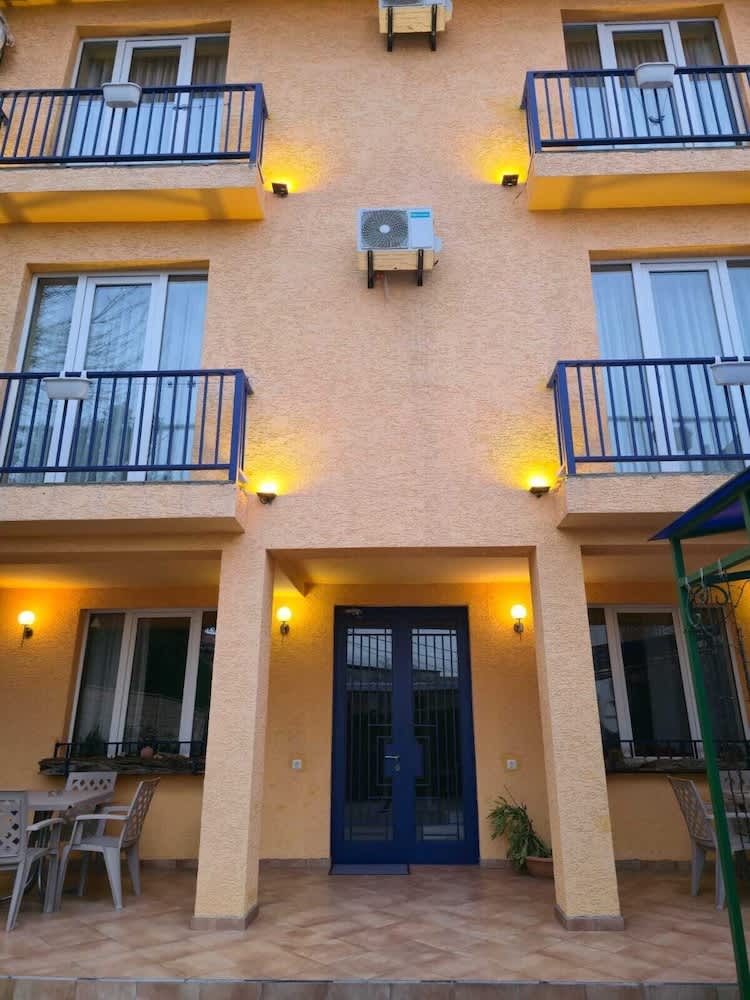 Hotel Nutsa in old Tbilisi 1
