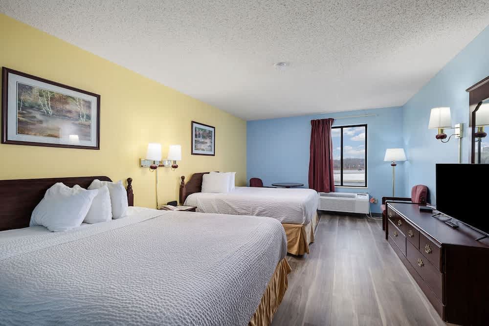 Days Inn by Wyndham Battlefield Rd/Hwy 65 1