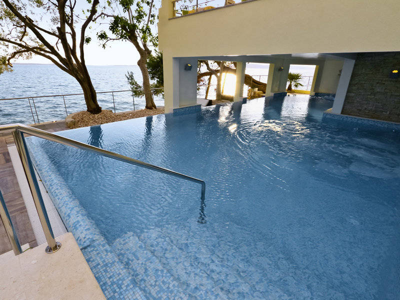 Vila 4m Pension & Appartements 1