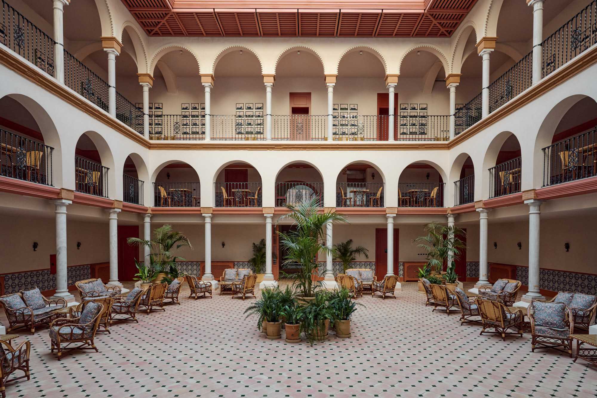 Cristine Bedfor Sevilla Boutique Hotel 1