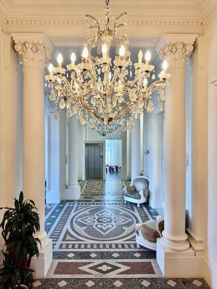 Hotel Universal 2