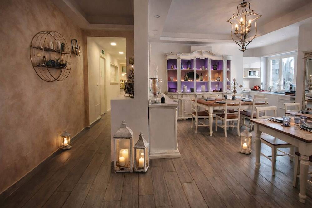RomAntic Dreams Guest House 2