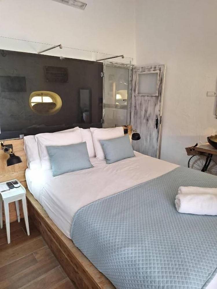 Lovin Book Guesthouse 2