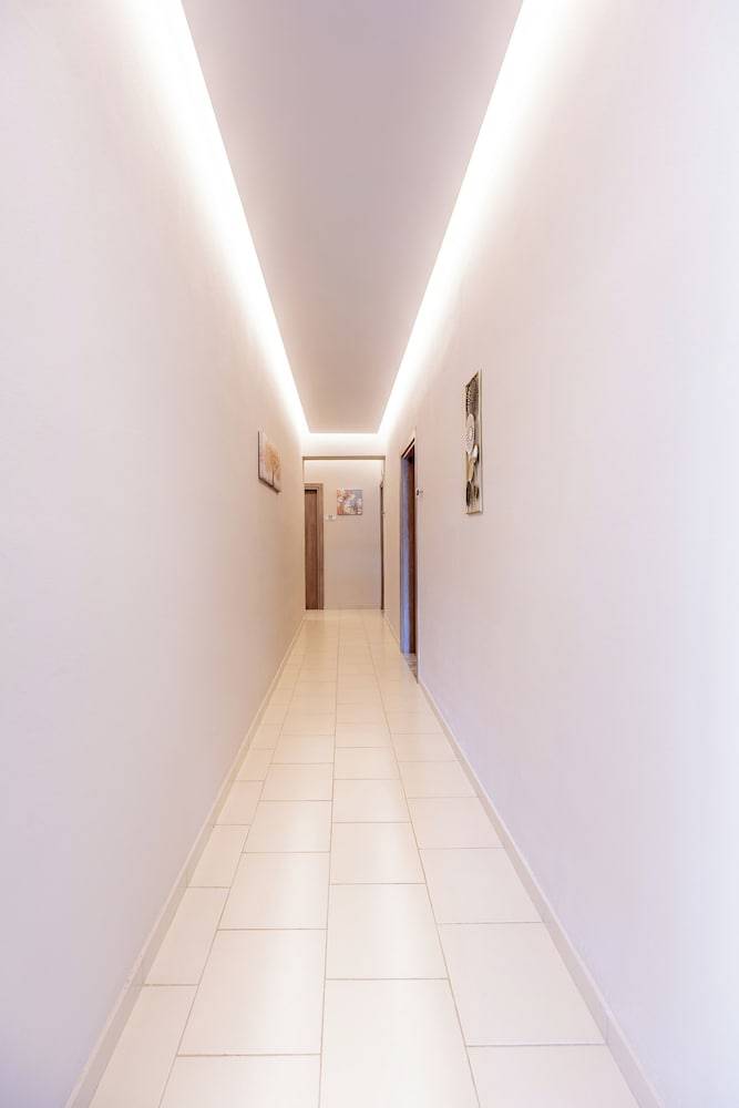 Blue Wave Suites - Ixia 2