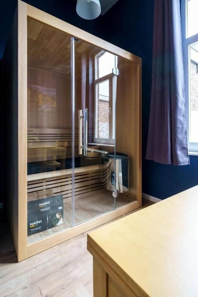 The Canal View Suites 2