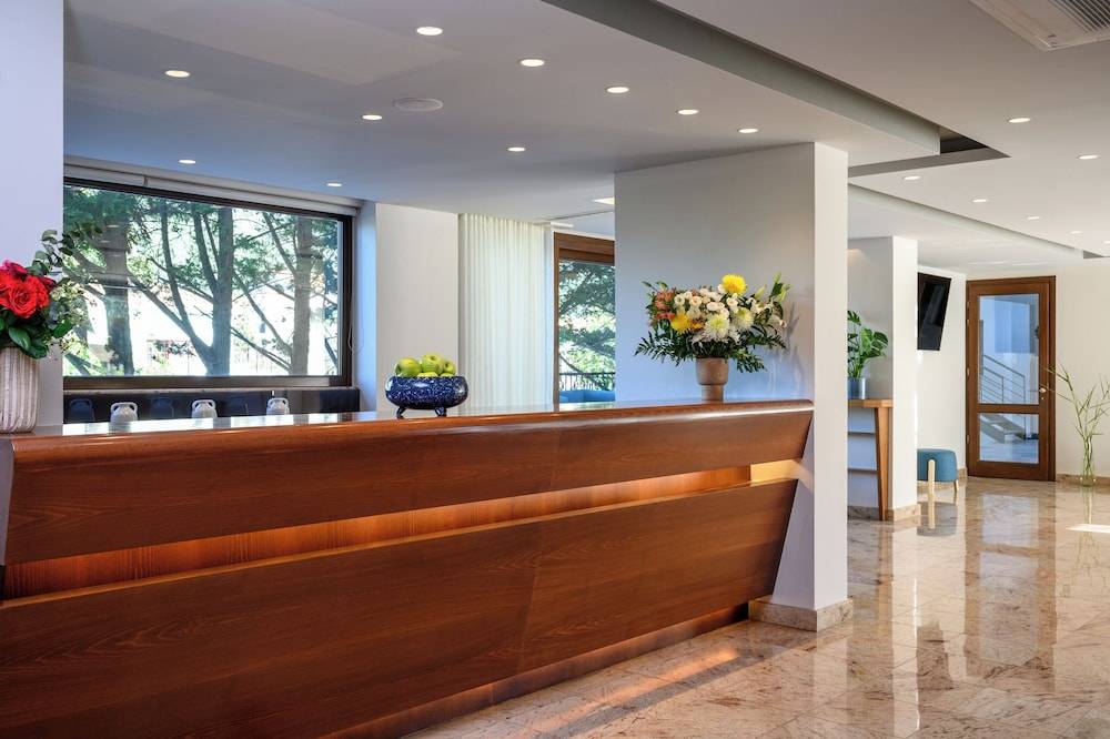 Elisso Hotel 2
