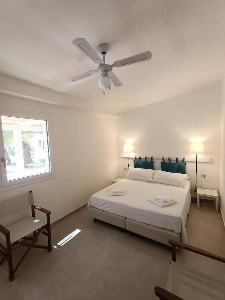 Lido Di Alghero Beach Resort 1