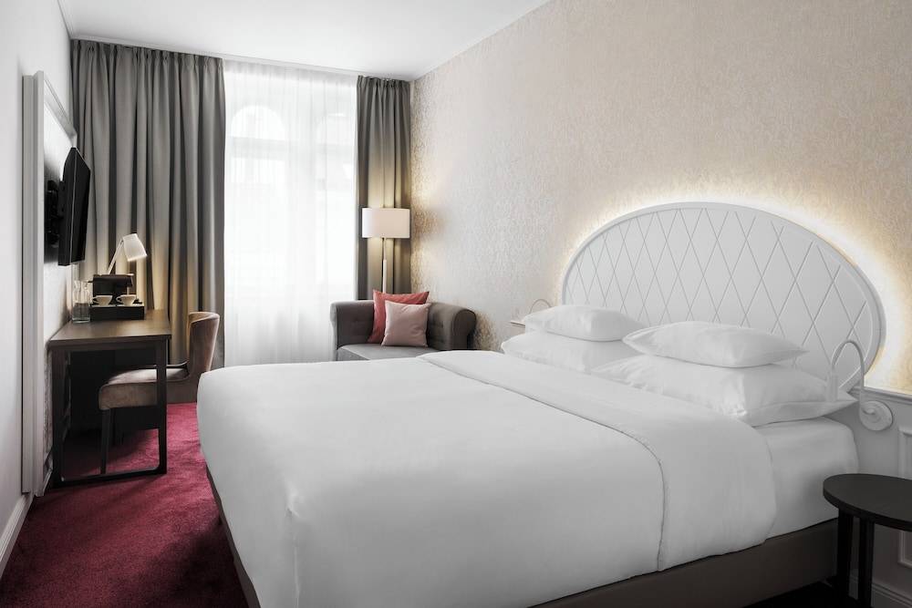 Hotel Rathauspark Wien - Handwritten Collection 1