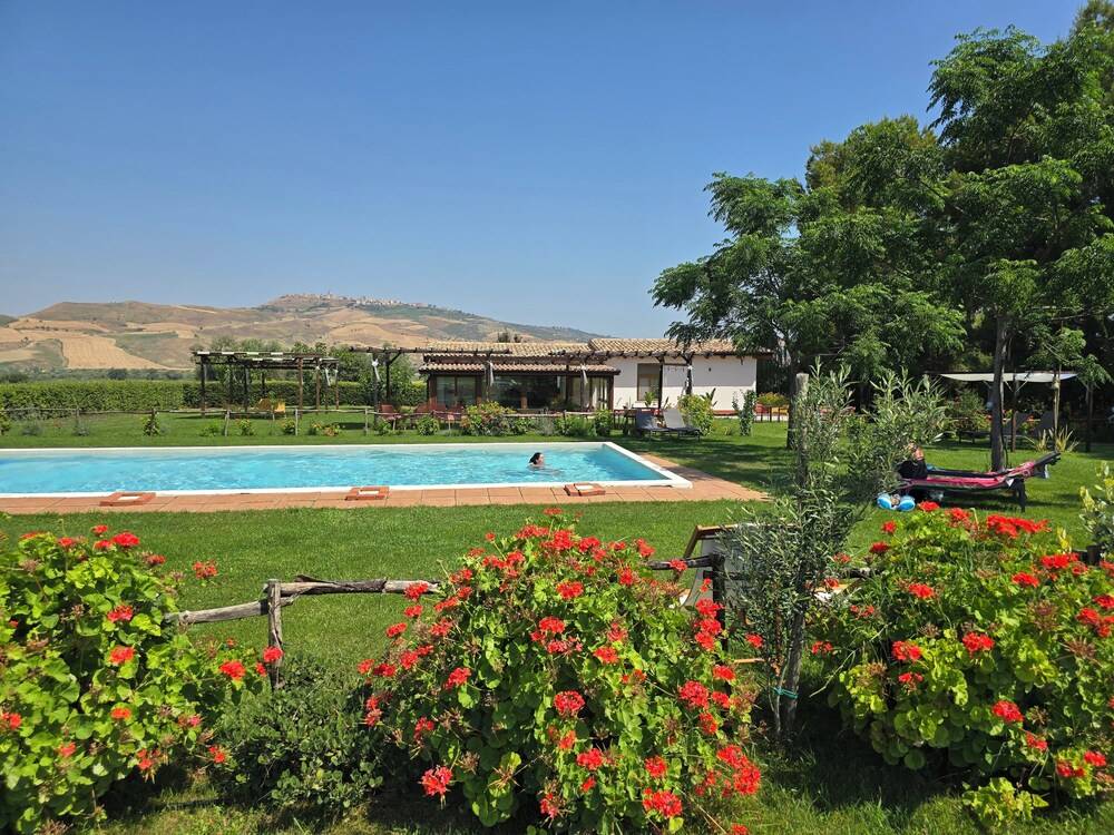 Agriturismo Essentia dimora rurale 1