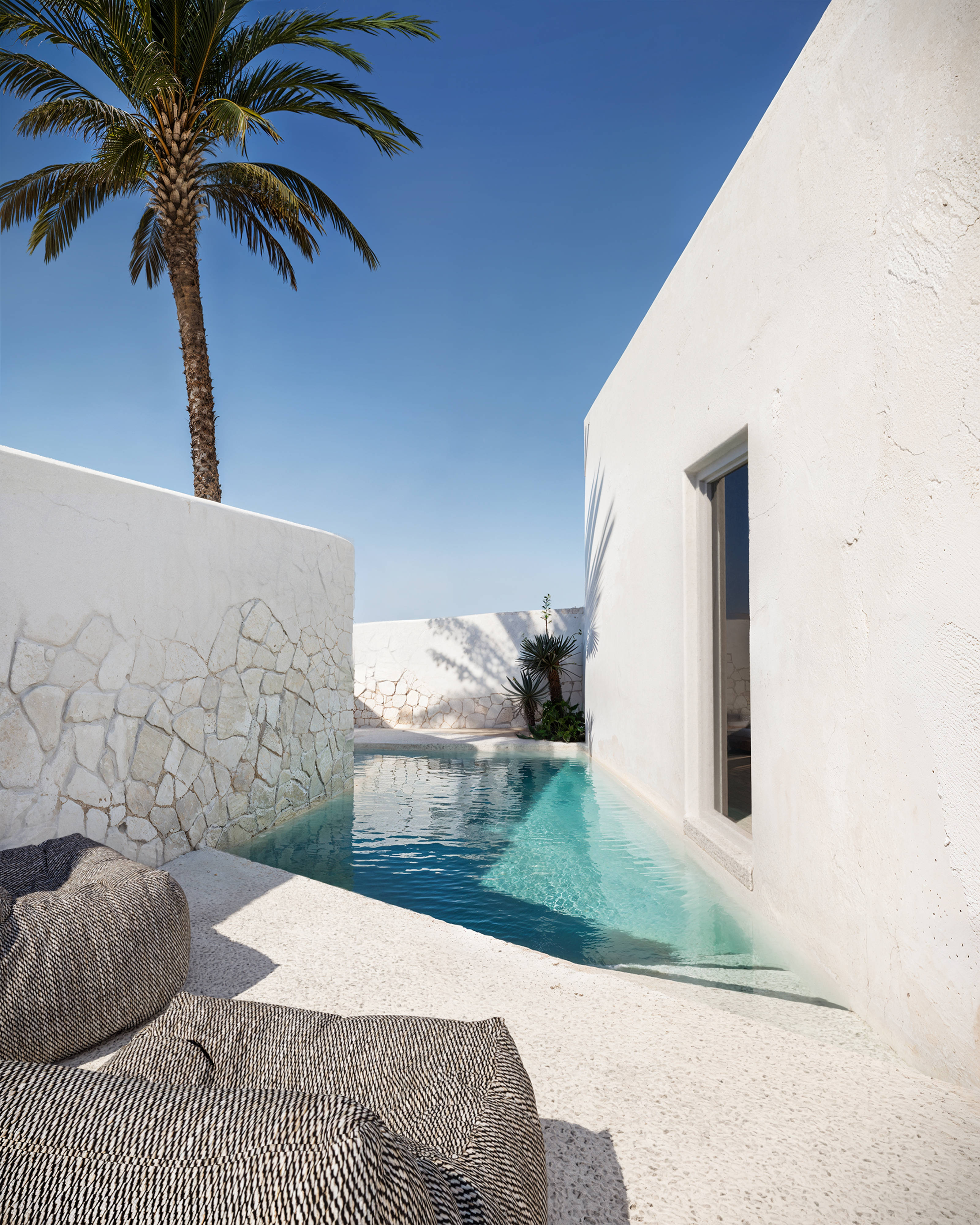 Anome Hotel 2