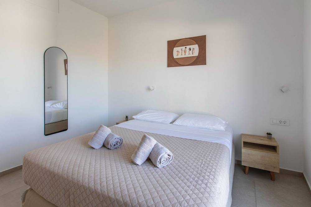 Oxalis Mykonos Apartments 2