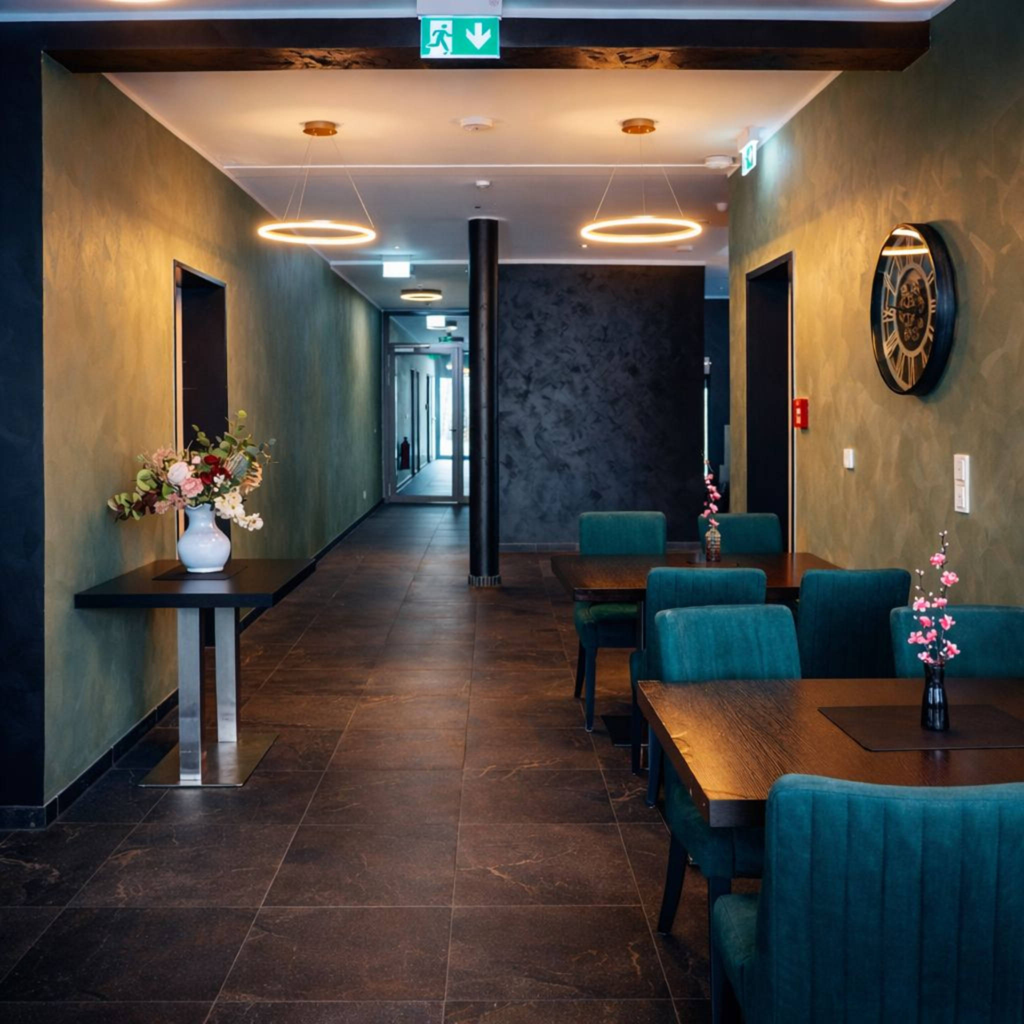 Lillys Hotel 1