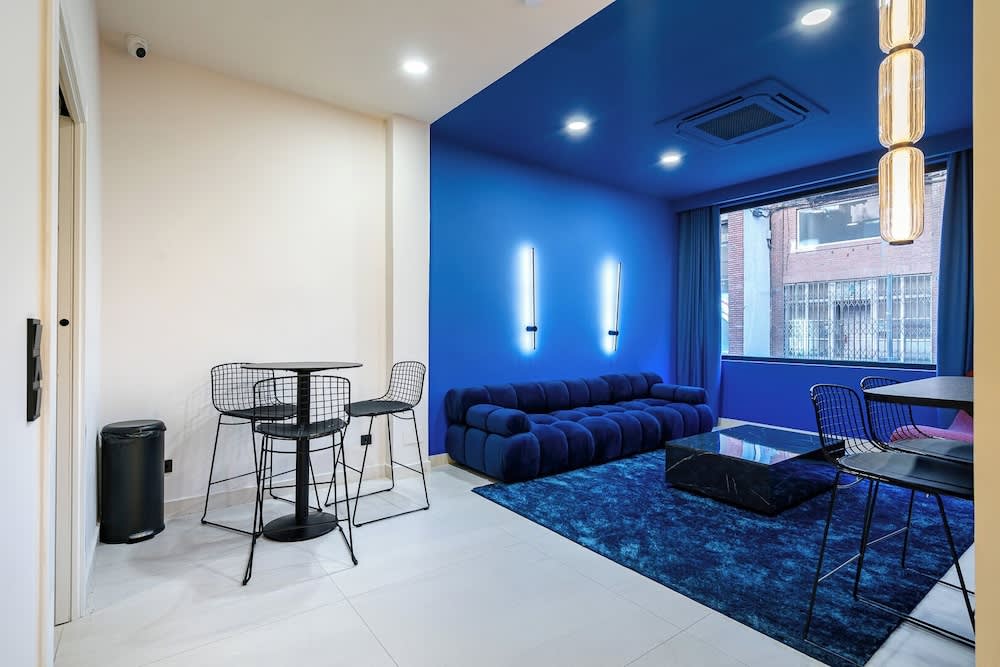 Iconic Suites 2