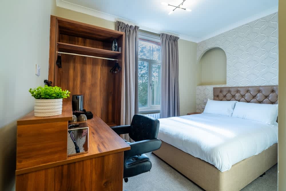 Uno Thames Hotel -Reopened Brand New Again -FREE PARKING 2