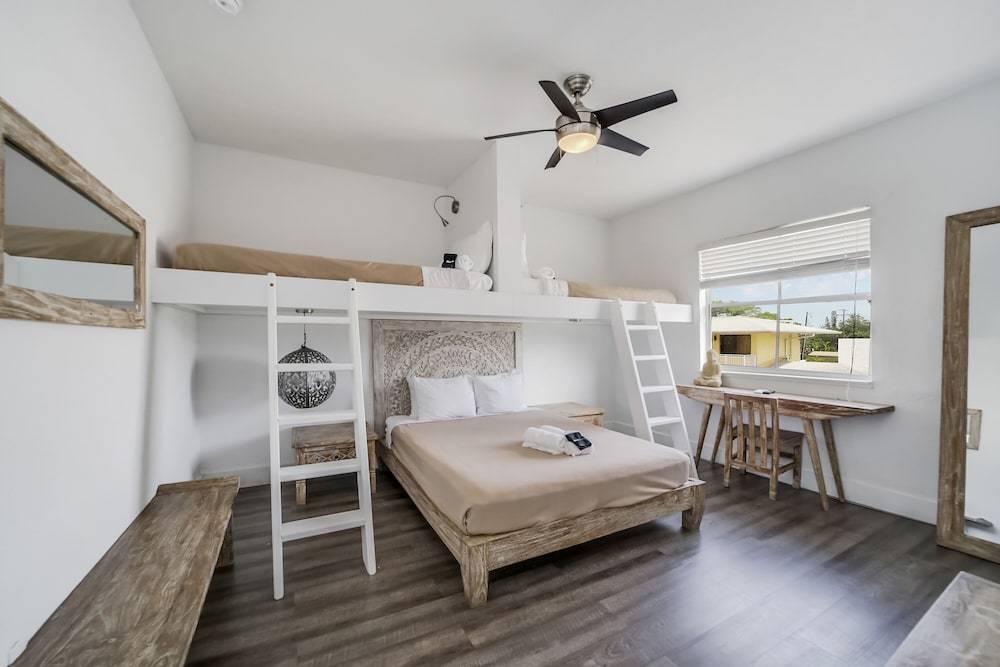 Treehouse Hotel 2