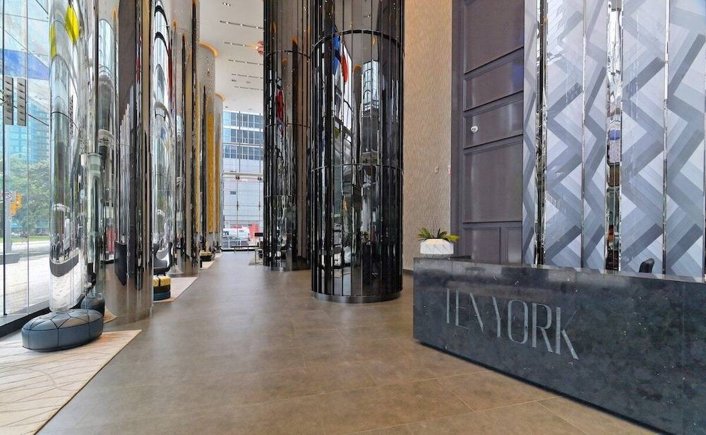 StayToronto - The York Suites 1