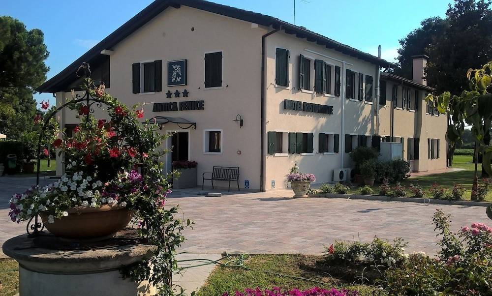 Hotel Antica Fenice 1