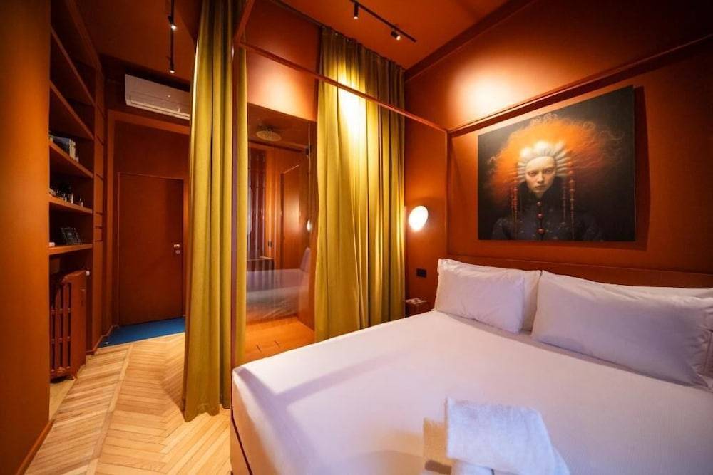 Fontana 16 Rooms 1
