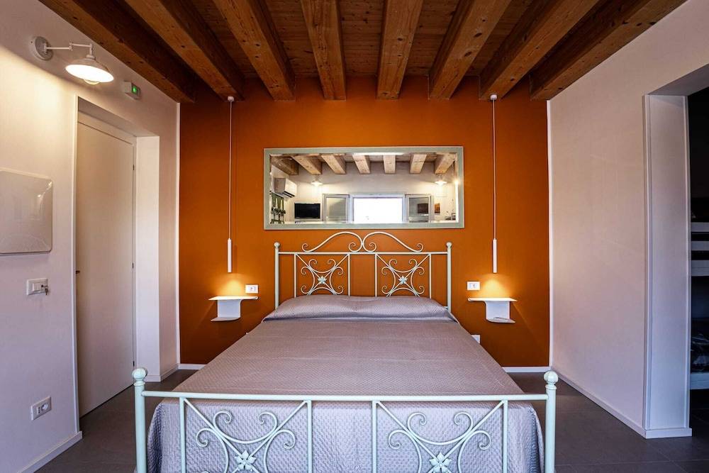 PANORMOS 91 Rooms & Terrace 1