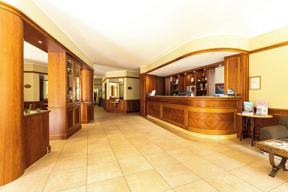 Hotel Valentino 2