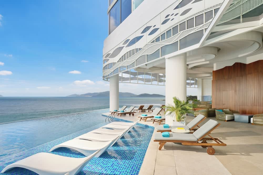 voco Scenia Bay Nha Trang by IHG 1